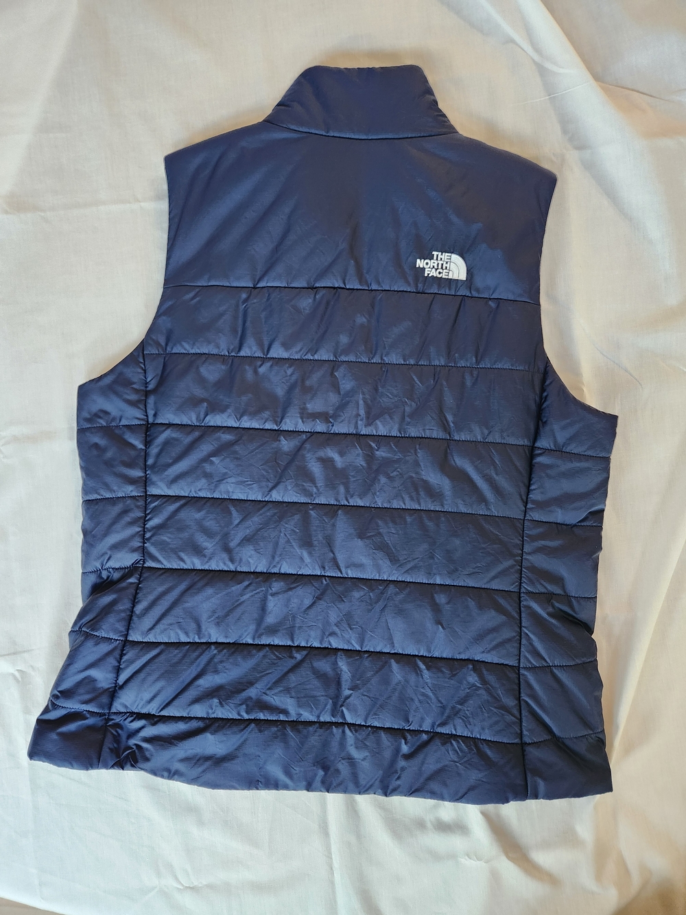 The North Face Women's Navy Packable Puffer Vest (Flare Vest) - Picture 2 of 12